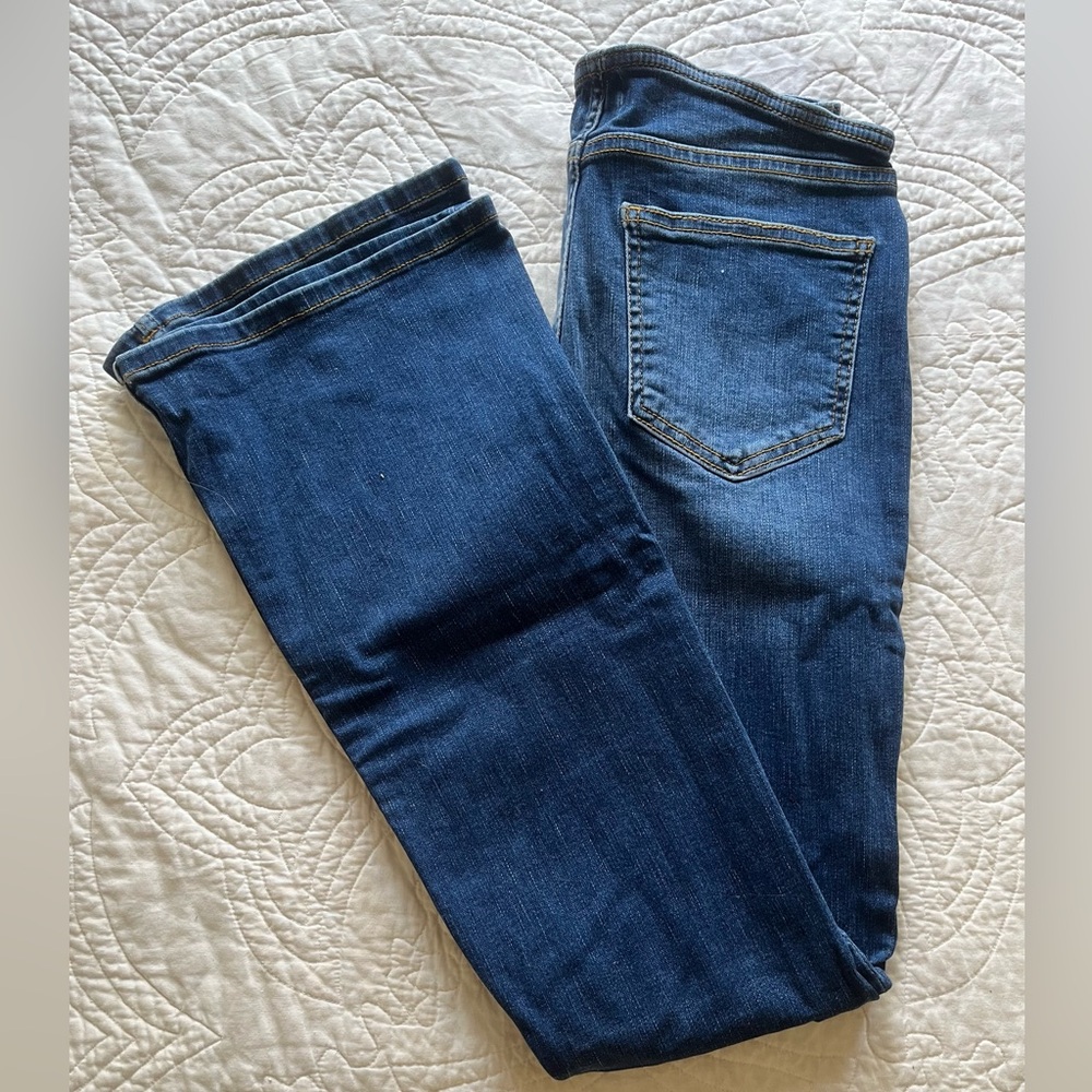 20% OFF 2+ BUNDLES! BDG Jeans from Urban Outfitters. Blue. Size 25